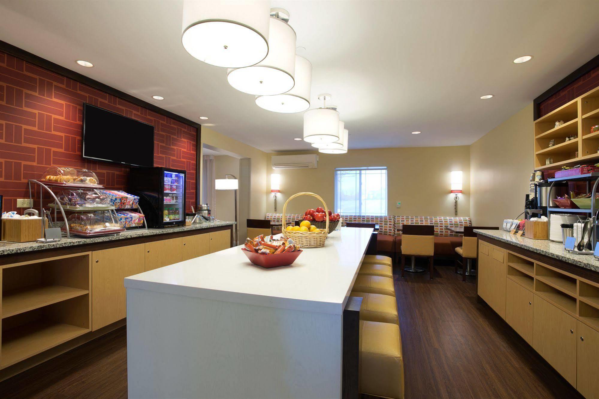 Mainstay Suites Hartford Meriden Exterior foto